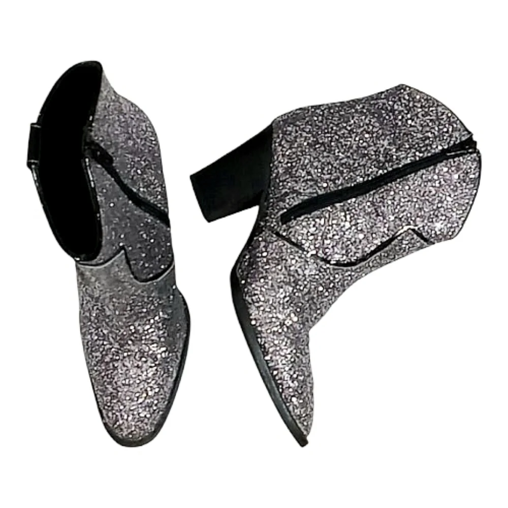 Idyllwind Miranda Lambert Stop and Stare Booties Silver Glitter Size 7